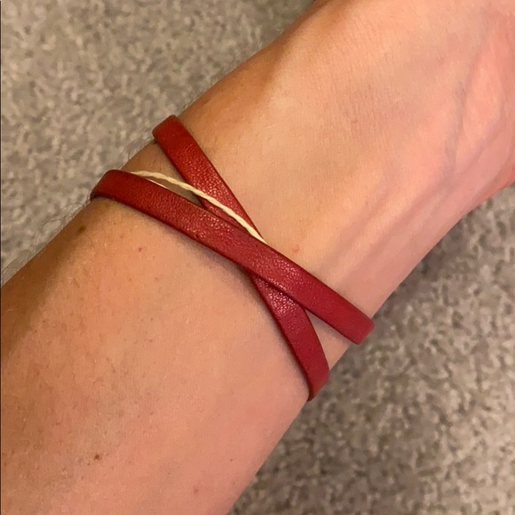 Ferragamo red leather bracelet - Picture 2 of 5